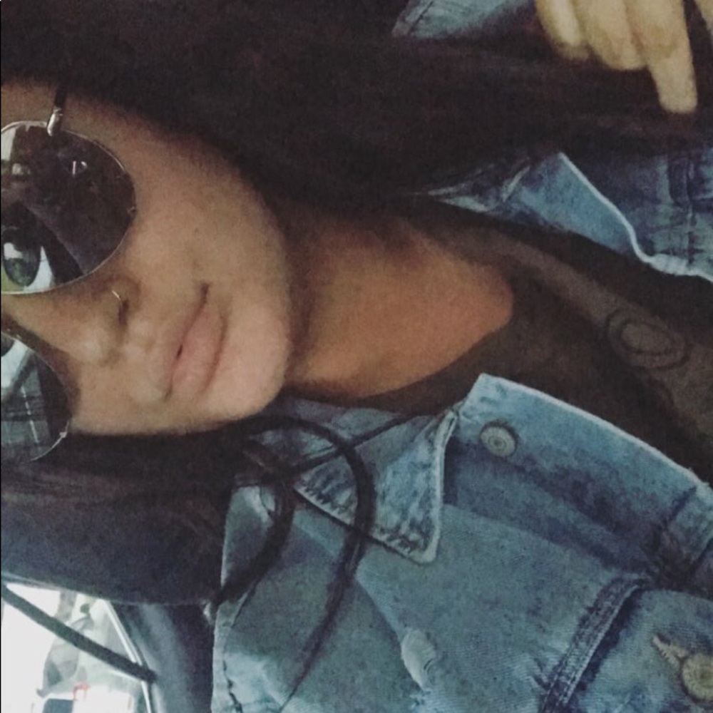 Meet your Posher, Kc